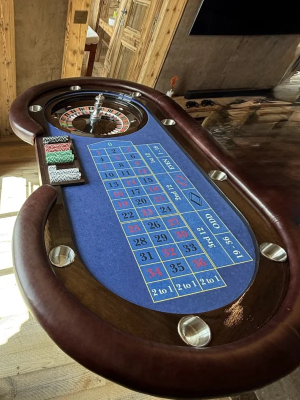 3-in-1 table set up for roulette at Chalet la Fenice